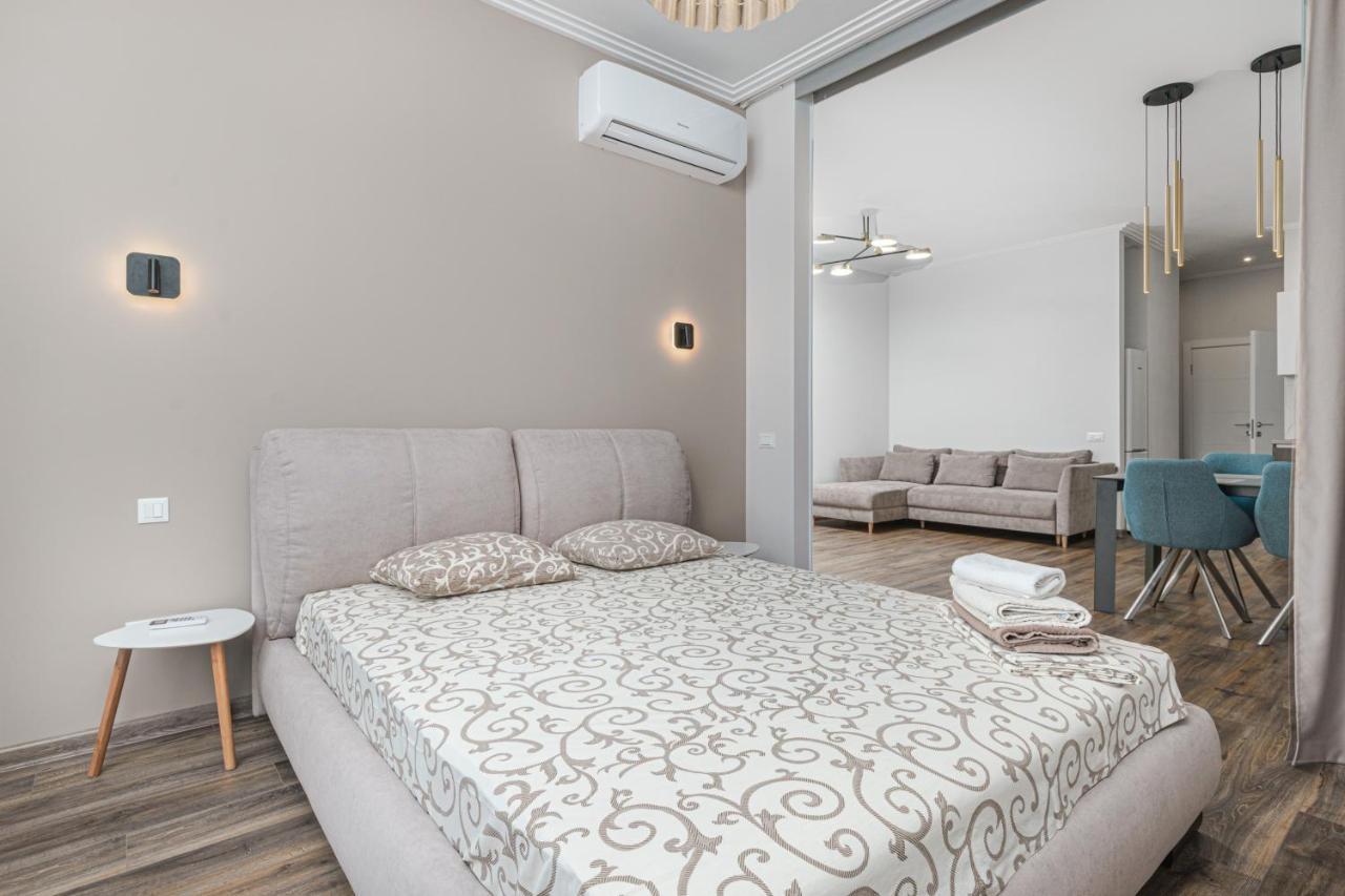 Sea Symphony 2-Bedrooms Apartment Οδησσός Εξωτερικό φωτογραφία